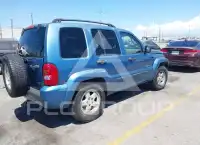 2004 Jeep LIBERTY photo