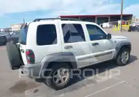 2004 Jeep LIBERTY фото