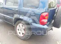 2004 Jeep LIBERTY photo