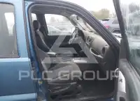 2004 Jeep LIBERTY photo