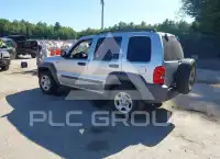 2004 Jeep LIBERTY фото