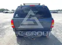 2004 Jeep Grand Cherokee photo