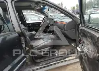 2004 Jeep Grand Cherokee photo