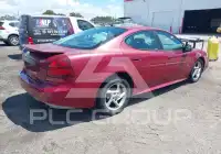 2004 Pontiac GRAND PRIX фото