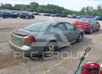 2004 Pontiac GRAND PRIX photo