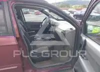 2004 Pontiac  photo