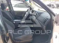 2004 Mazda Tribute photo