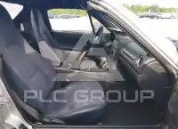 2004 Mazda MX-5 photo