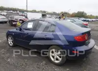 2004 Mazda 3 photo