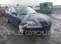 2004 Mazda 3 photo