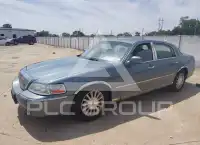 2004 Lincoln Town фото
