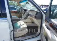 2004 Lincoln NAVIGATOR фото