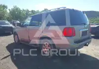 2004 Lincoln NAVIGATOR photo