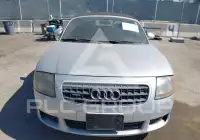 2004 Audi TT photo