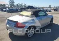 2004 Audi TT photo