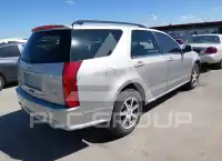 2004 Cadillac SRX фото