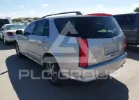 2004 Cadillac SRX фото