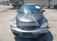 2004 Chrysler PT Cruiser photo