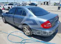 2004 Mercedes Benz E-Class photo