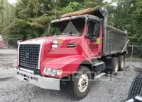 2004 Volvo VHD фото