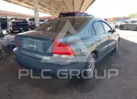 2004 Volvo S60 фото