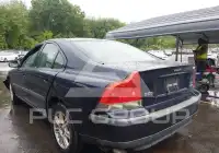 2004 Volvo S60 фото