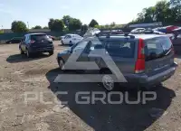 2004 Volvo V70 фото