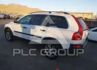 2004 Volvo XC90 photo
