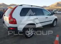 2004 Volvo XC90 photo