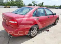 2004 Volvo S40 photo