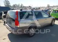 2004 Volvo XC70 фото