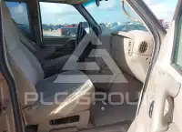 2004 GMC SAFARI photo