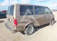 2004 GMC SAFARI photo