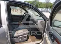 2004 GMC ENVOY photo