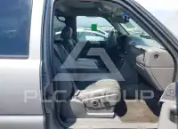 2004 GMC YUKON photo