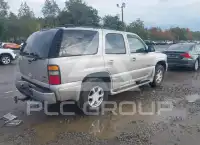 2004 GMC YUKON фото