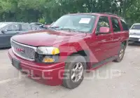 2004 GMC YUKON photo