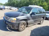 2004 GMC YUKON photo