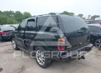 2004 GMC YUKON photo