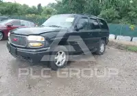 2004 GMC YUKON photo
