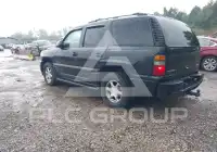 2004 GMC YUKON photo