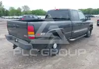 2004 GMC Sierra photo