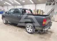 2004 GMC Sierra photo