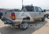2004 GMC Sierra photo