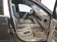 2004 Porsche Cayenne photo