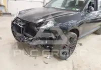 2004 Porsche Cayenne photo
