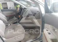 2004 Lexus RX330 photo
