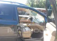 2004 Lexus RX330 photo