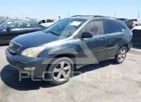 2004 Lexus RX330 photo