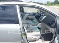 2004 Lexus RX330 фото